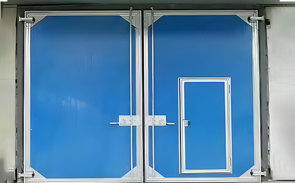 布尔津工业平开门