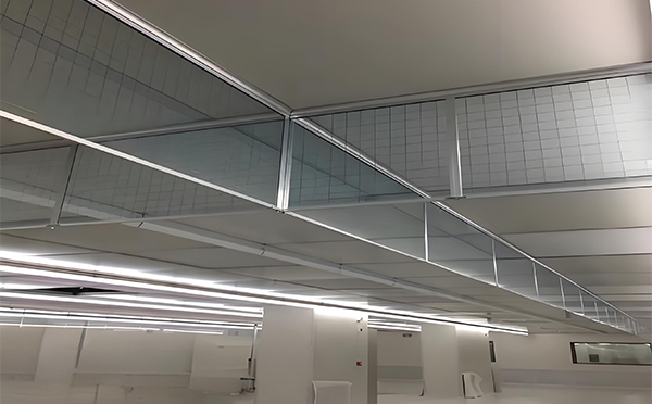 布尔津玻璃挡烟垂壁