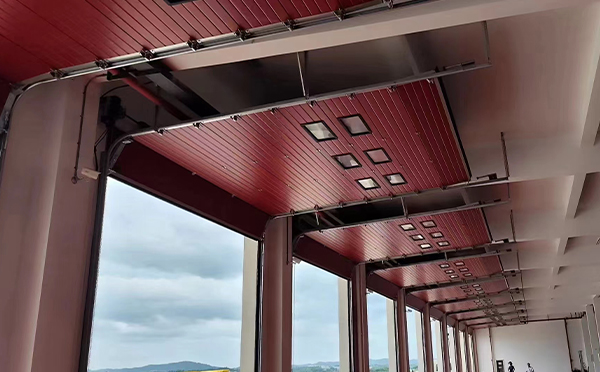 布尔津工业翻板门