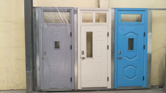 布尔津学校教室门 布尔津学校教室门