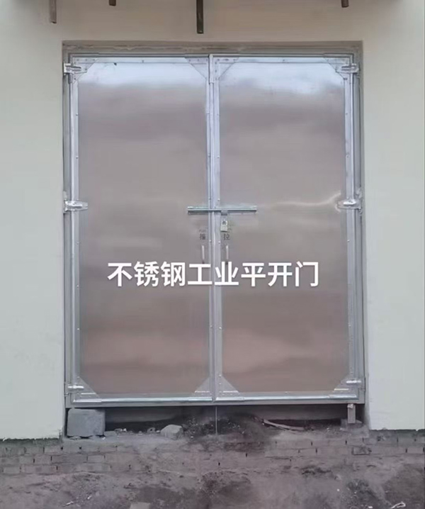 不锈钢布尔津工业平开门在现代工业场景中的应用实践