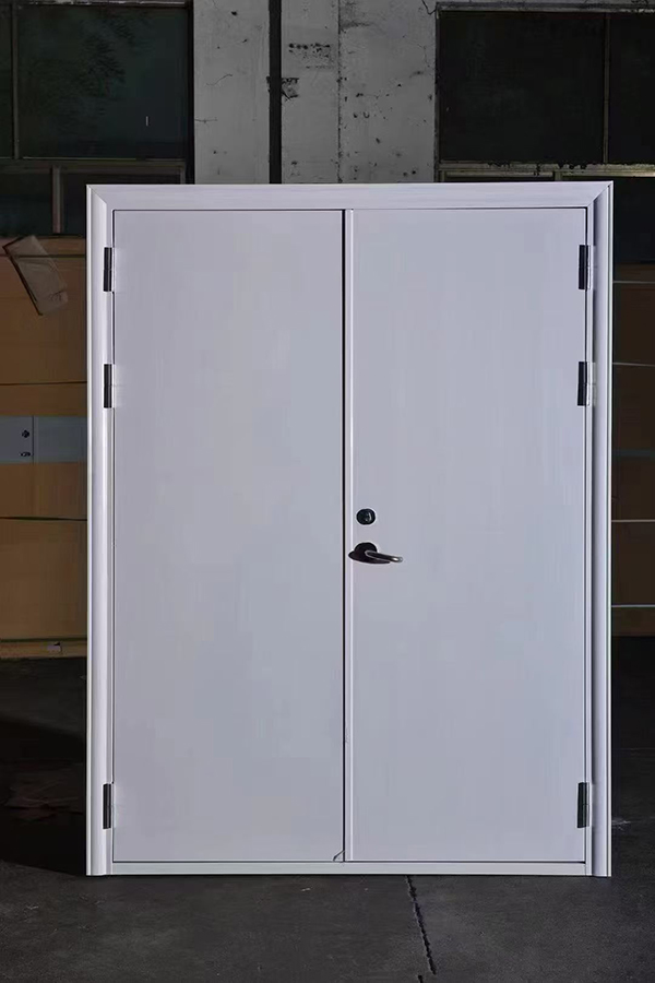 酒店项目完成公共区域布尔津防火门布设